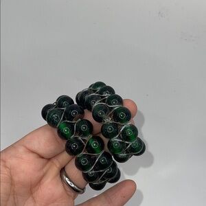 2 glass Green Beaded napkins rings‎